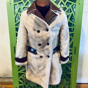 Fingerhut Fashions Vintage Faux Fur Coat - Size: 10